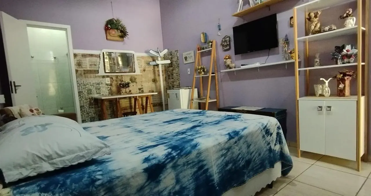 Pernoites No Atelie La Rosa I Hotel Itapoa  Guest house